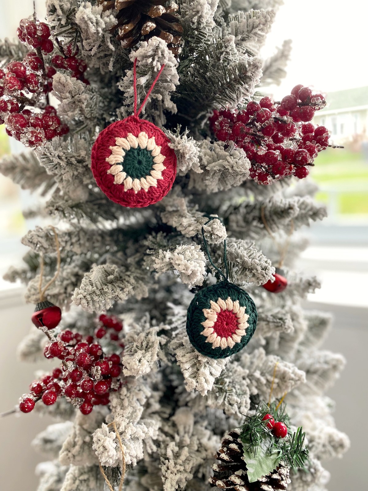 Granny Circle Ornament Free Crochet Pattern