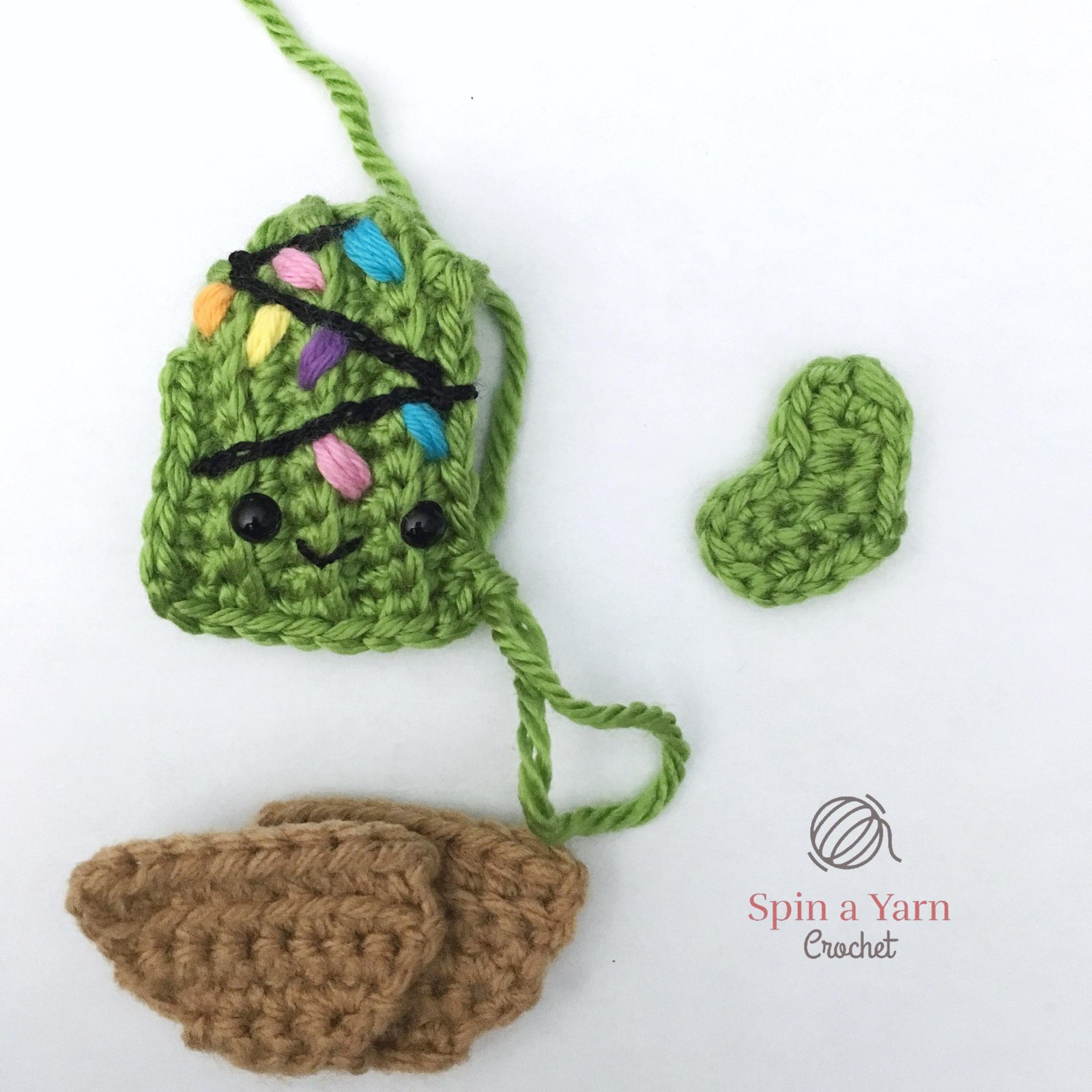 Crochet cactus pieces for assembly