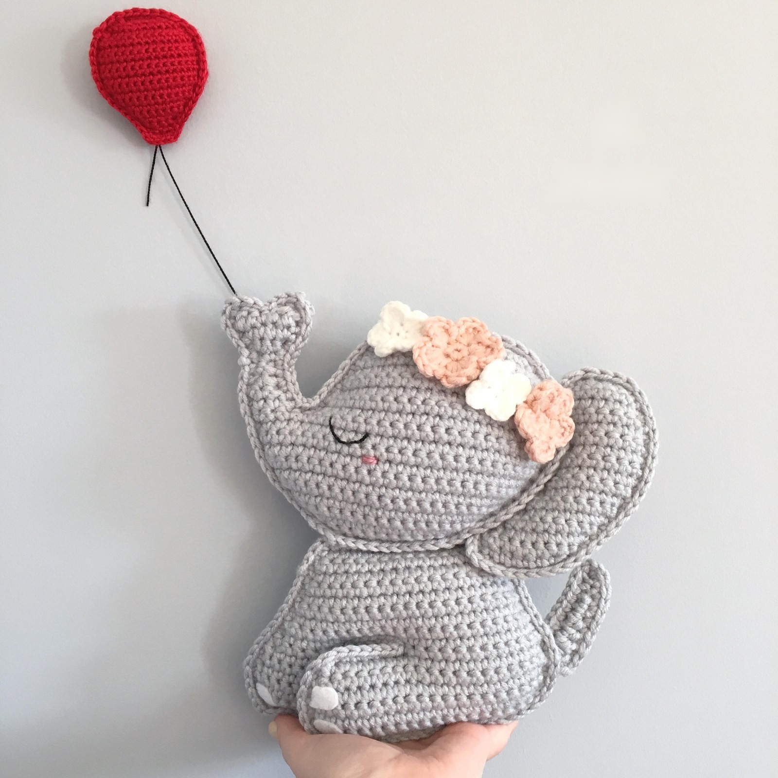 Crochet elephant with balloon