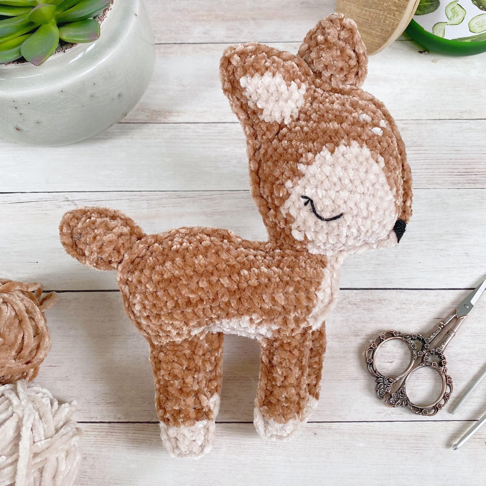 How to Crochet a Spotted Woodland Fawn Deer Amigurumi: Free Woodland Plushies Pattern & Tutorial